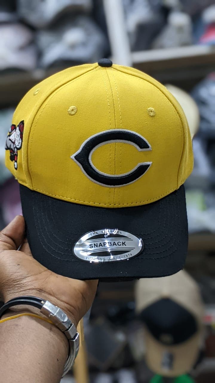 Yupoong Classics snapback cap