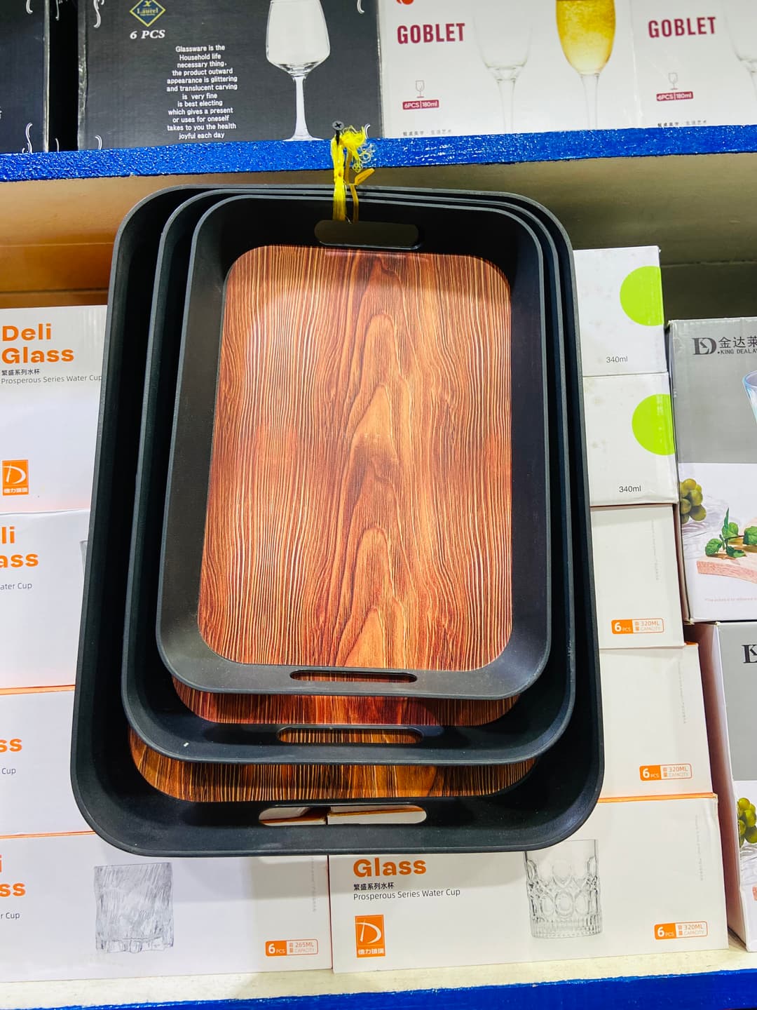 3 rectangular serving trays