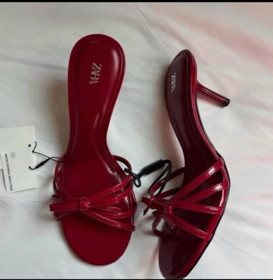 Zara patent bow image 1