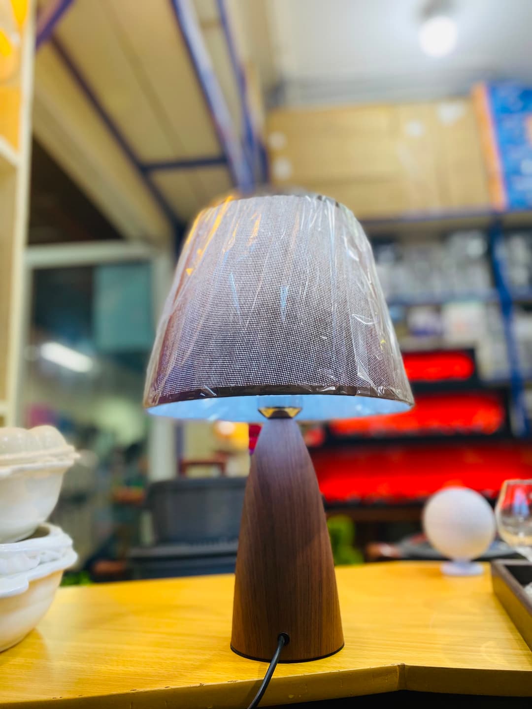 table lamp image 1